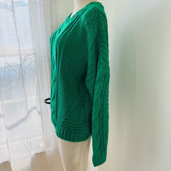 One A Cable Knit Crew Neck Green Sweater - Picture 3 of 7